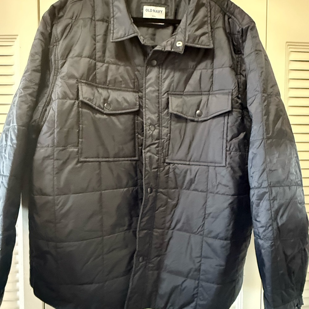 Old Navy Men's Black Quilted Puffer Jacket